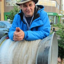 Jimmy Peters selling Christmas trees at Fryern Arcade.