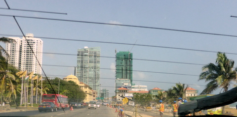 Galle face Hotel (Bottom right) now surrounded by high rise apartments.