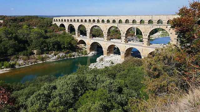 Just one Roman invention - the aquaduct - image via Pixabay