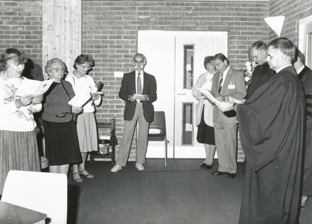 Church members celebrating the dedication of the Dovetail Centre in 1993. (Right) Minister Bryan Coates. Jane Archer (third from the left).