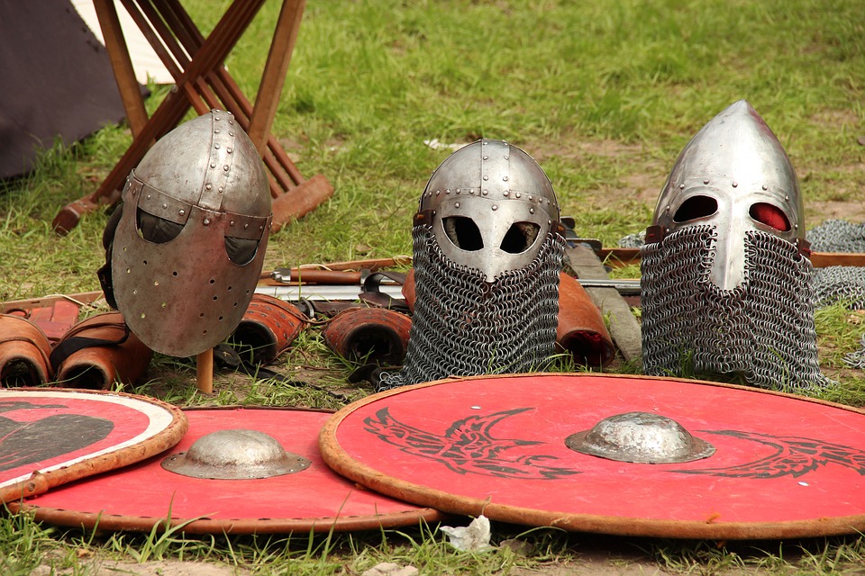 Medieval armour - image via Pixabay