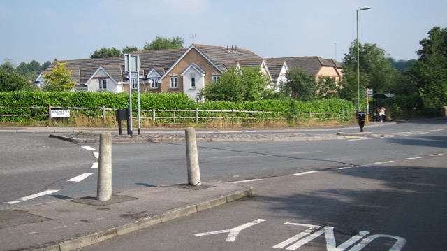 Winchester Road SO53 Roundabout