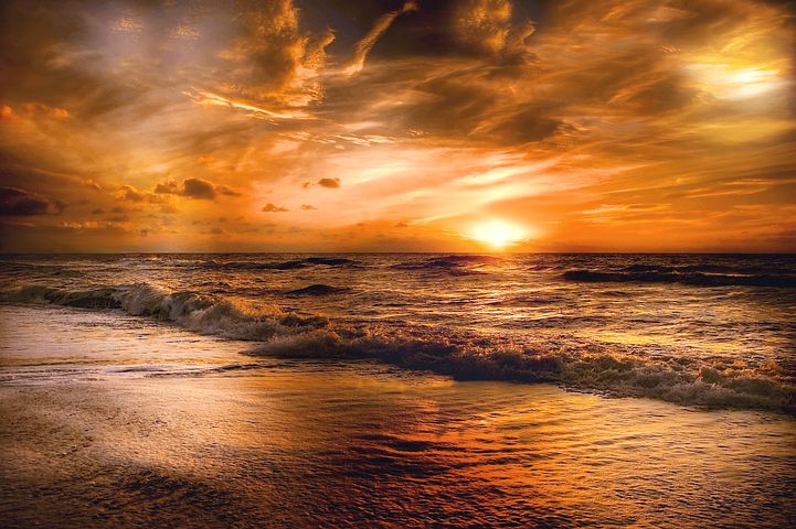 I love a good sunset too - Pixabay image
