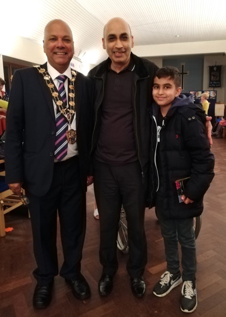 Eastleigh’s Mayor Councillor Darshan Mann met local residents at the Fairtrade Fashion Show