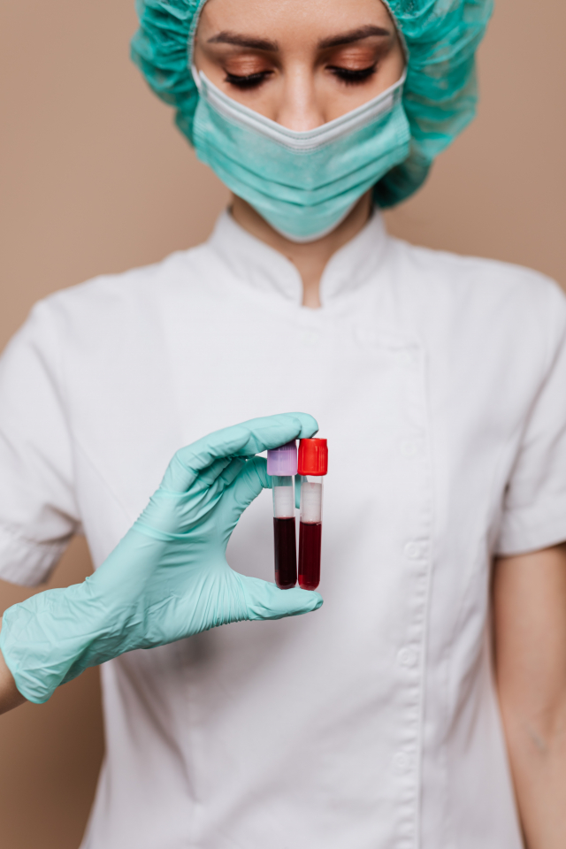 kaboompics_Blood test result for the Coronavirus