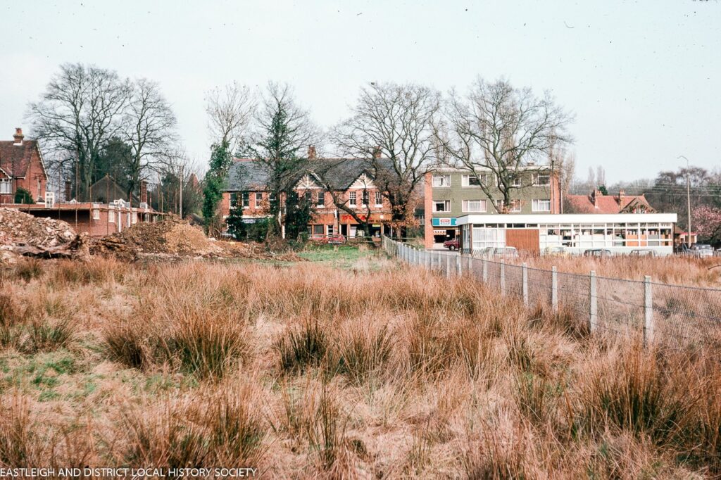 Hursley Road, Chandler's Ford, pre-Millers Dale, location of Sutherlands Way, temporary library, March 1976 - image via Eastleigh and District Local History Society.
