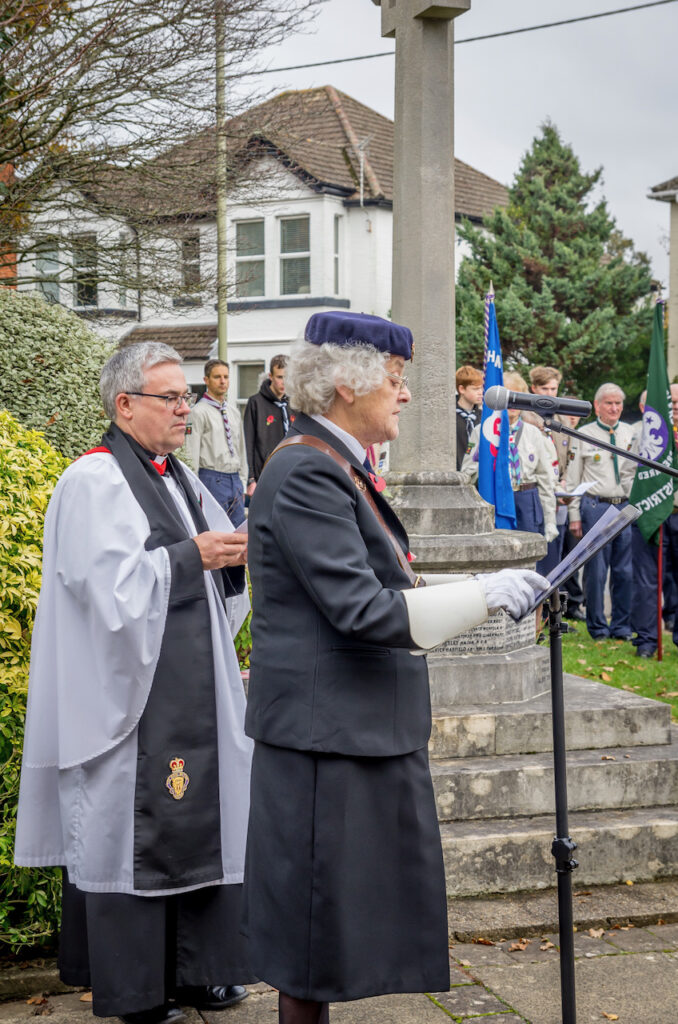 Chandler’s Ford War Memorial. Remembrance Sunday 2021, Chandler’s Ford, Eastleigh. Image credit: Debbie Pearce Photography.